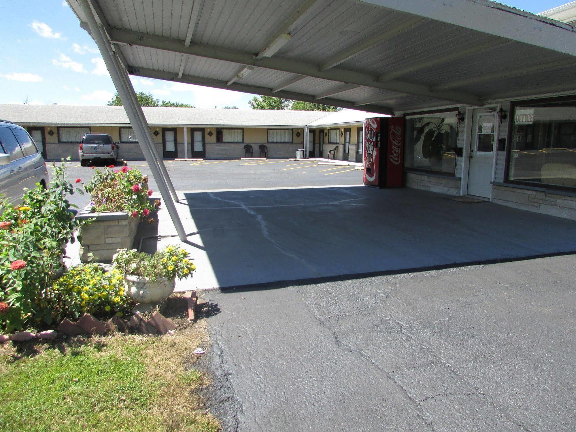 Gas Lite Motel Lawrenceville Exterior photo