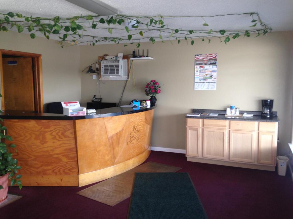 Gas Lite Motel Lawrenceville Room photo